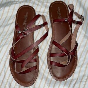 Auburn brown cross over straps sandals